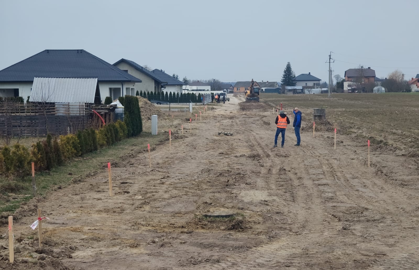 Wznowiono prace budowlane inwestycji prowadzonych na terenie Gminy Jabłoń