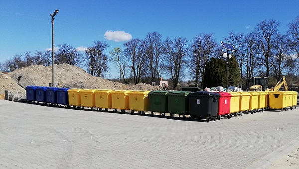 Zakończenie robót budowlanych w ramach projektu „Poprawa funkcjonowania Punktu Selektywnej Zbiórki Odpadów w Gminie Jabłoń”. 