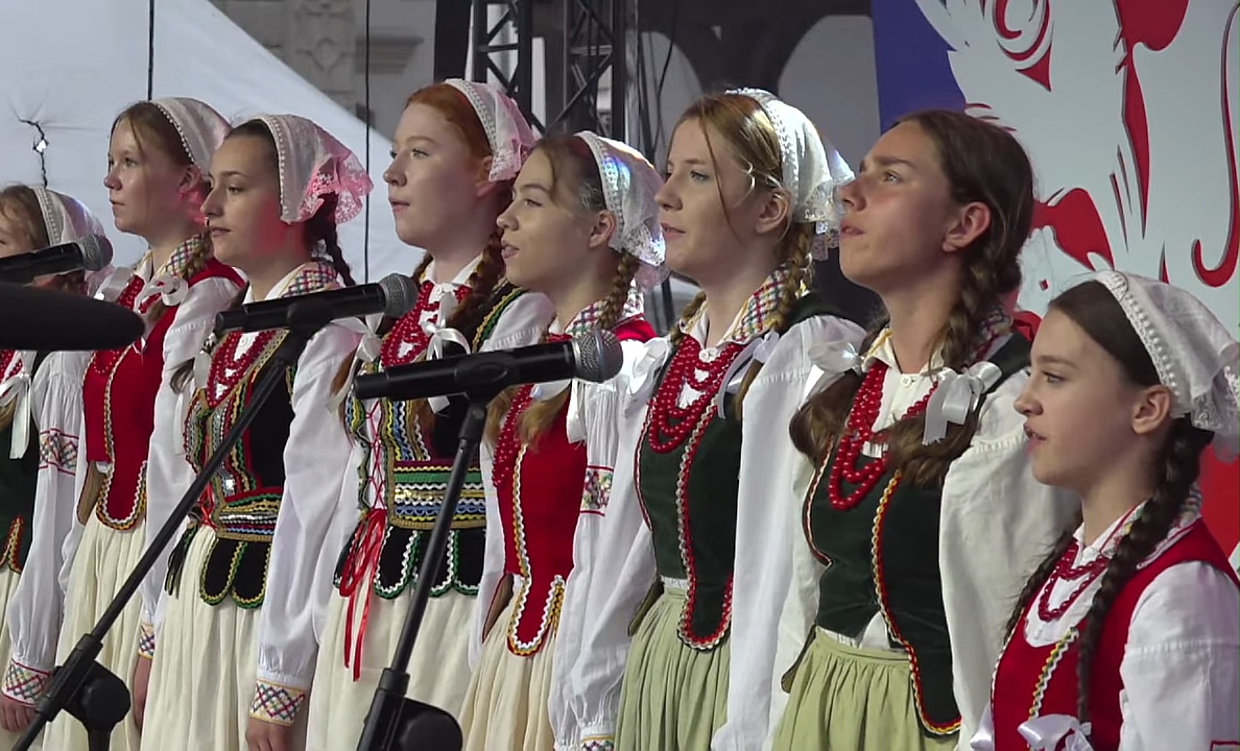 Wielki sukces zespołu JABŁONECZKA na festiwalu w Kazimierzu Dolnym