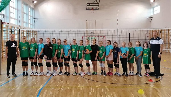Olimpia Jabłoń sekcja siatkówki dziewcząt dołącza do projektu Siatkarskich Ośrodków Szkolnych (SOS)
